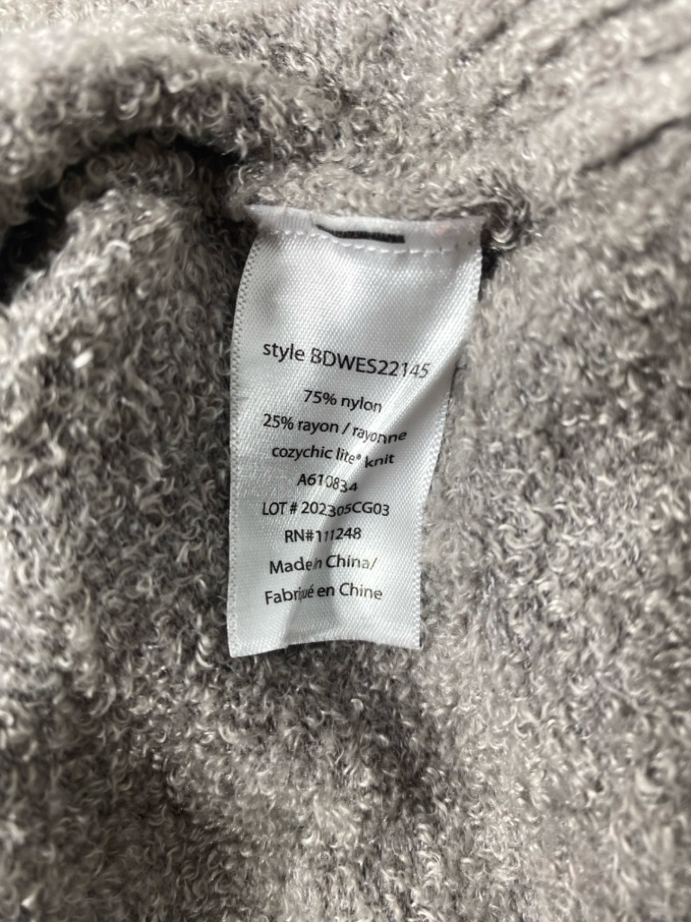 Barefoot Dreams Gray V- Neck Pullover Sweater Women’s Size 2X Petite - Picture 7 of 8